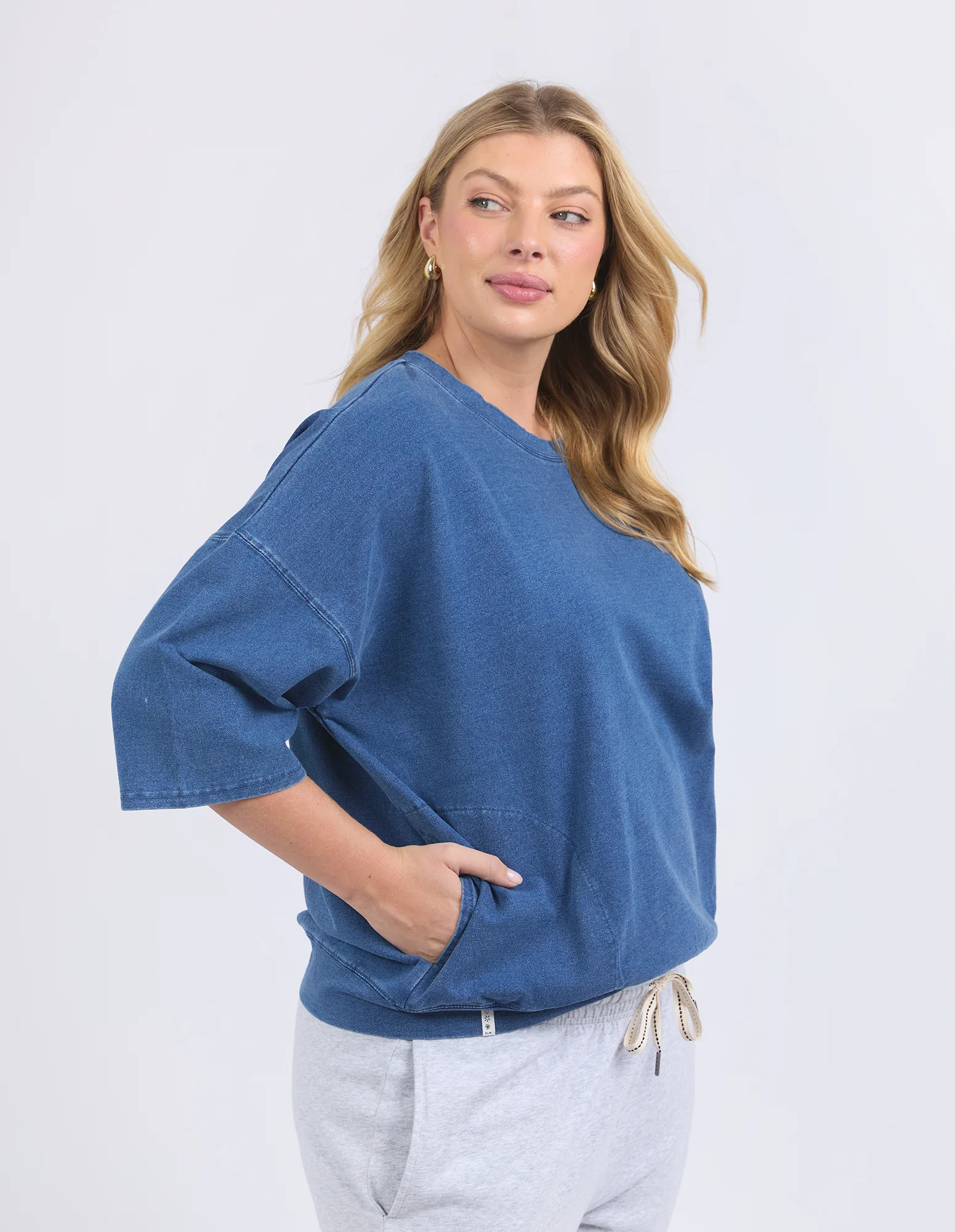 Mazie Sweat Denim Look Washed Blue - Image 9