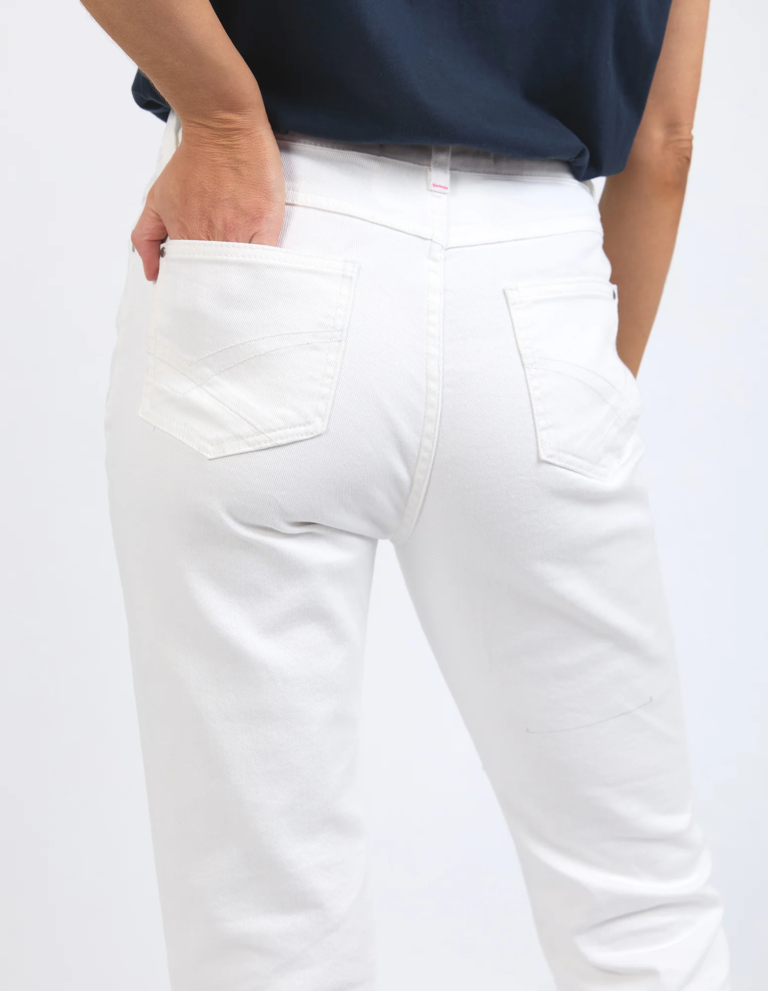 Mollie Capri Pant White - Image 4