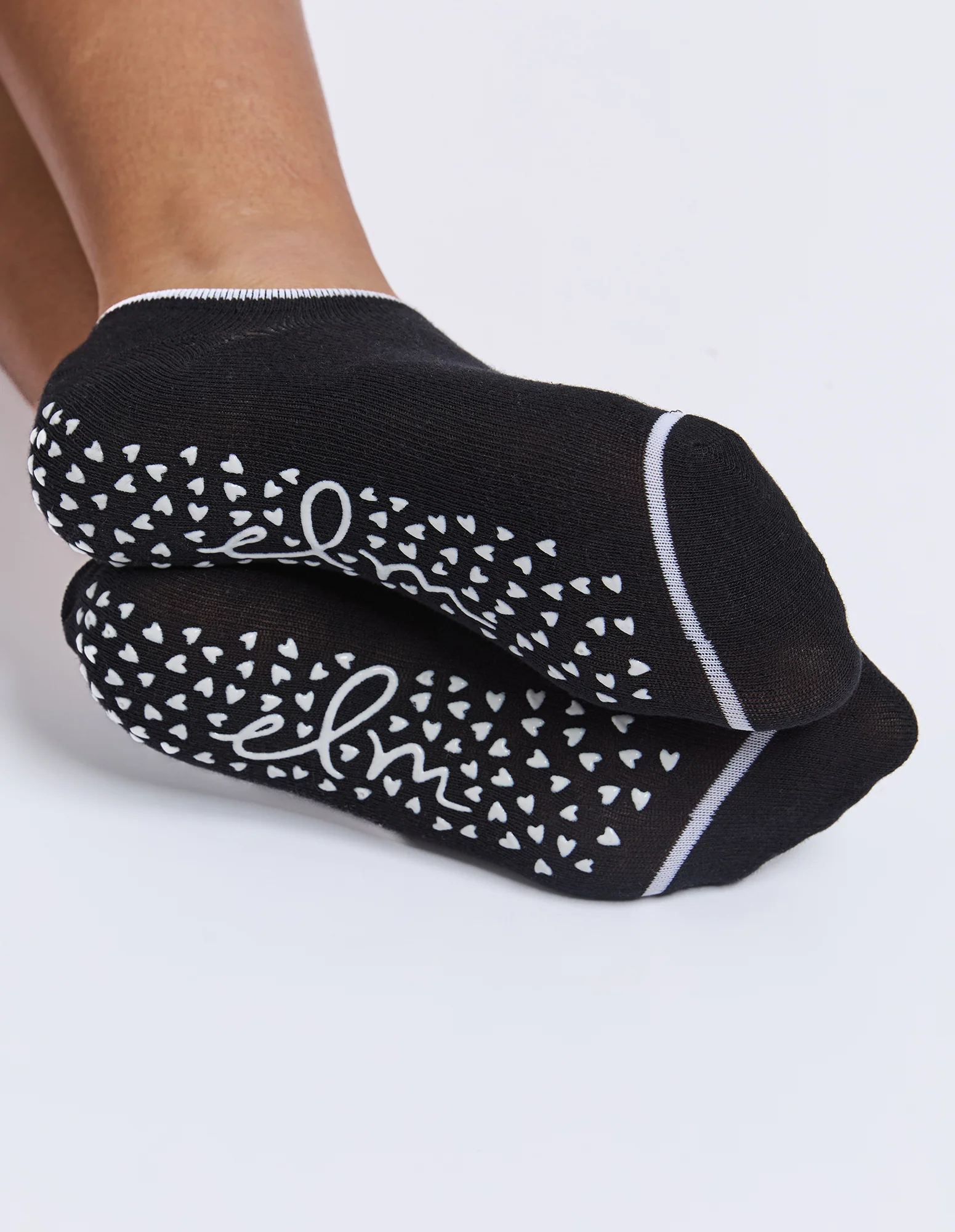 No Show Grippy Sock 2 Pack Black & White - Image 6