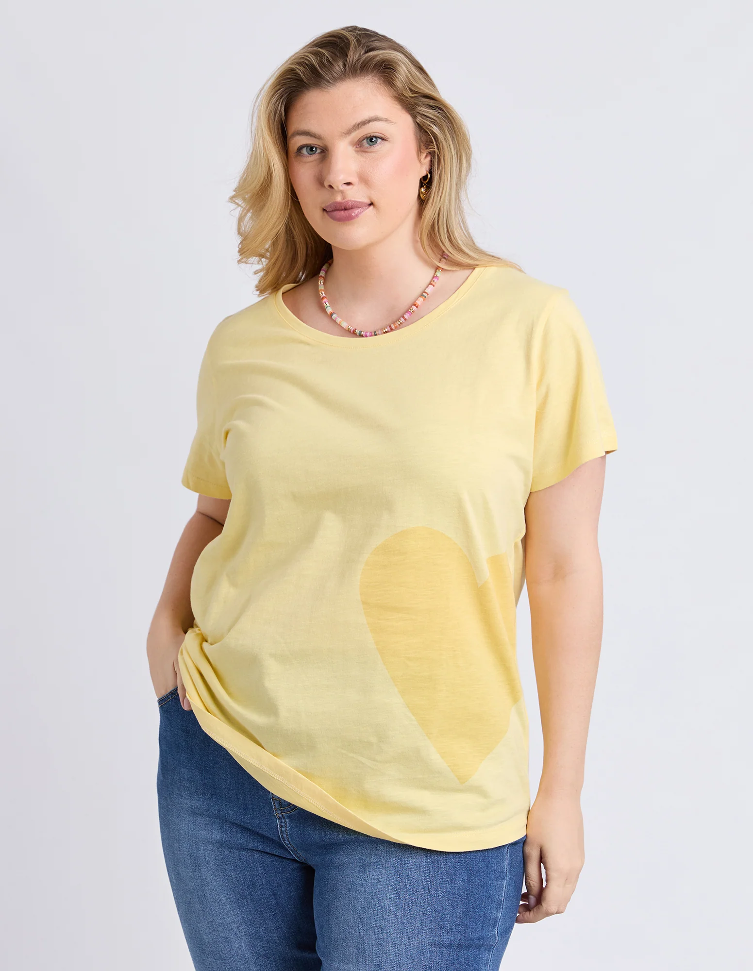 One Heart Tee Pale Banana - Image 7