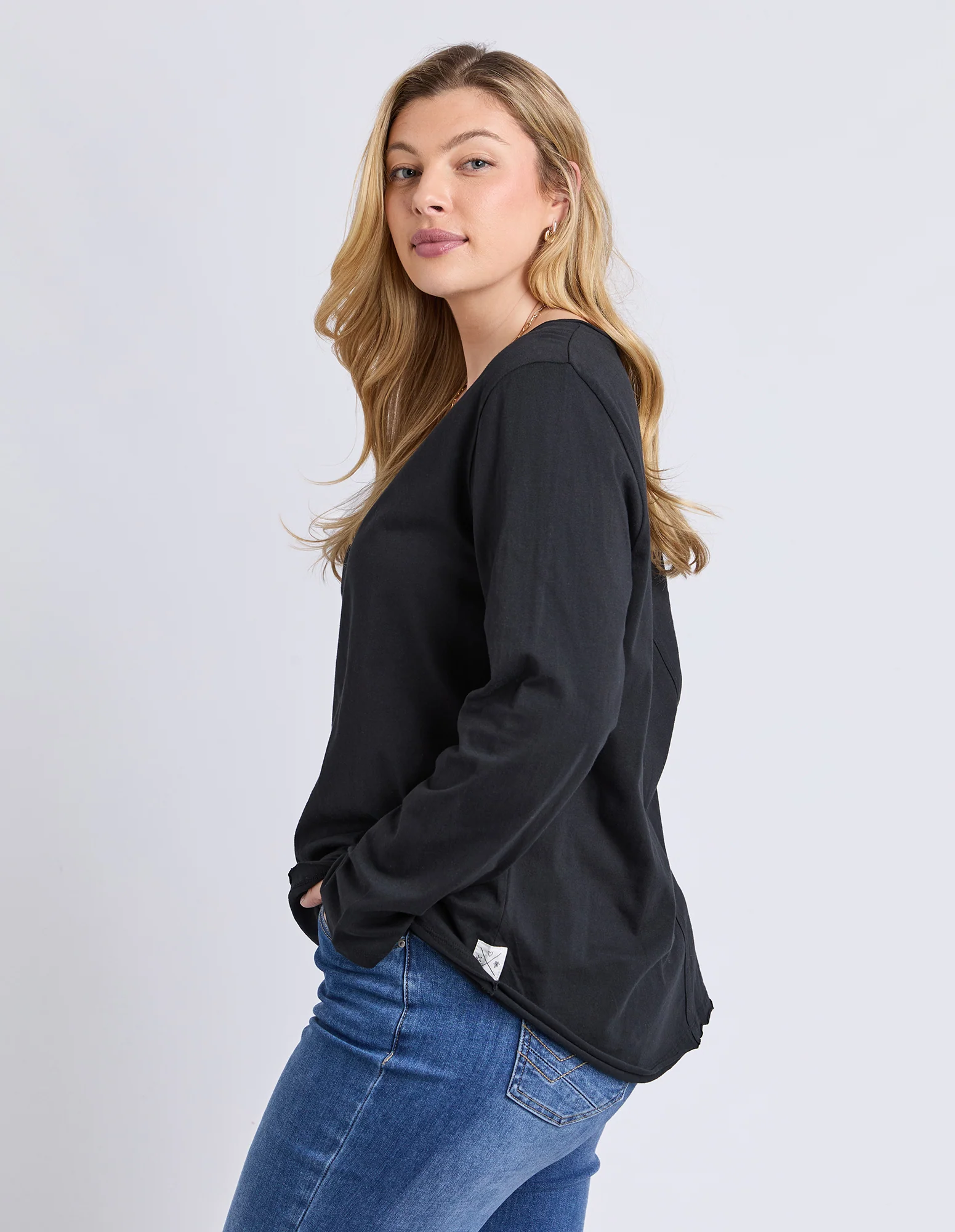 Pima Long Sleeve Vee Tee Black - Image 8