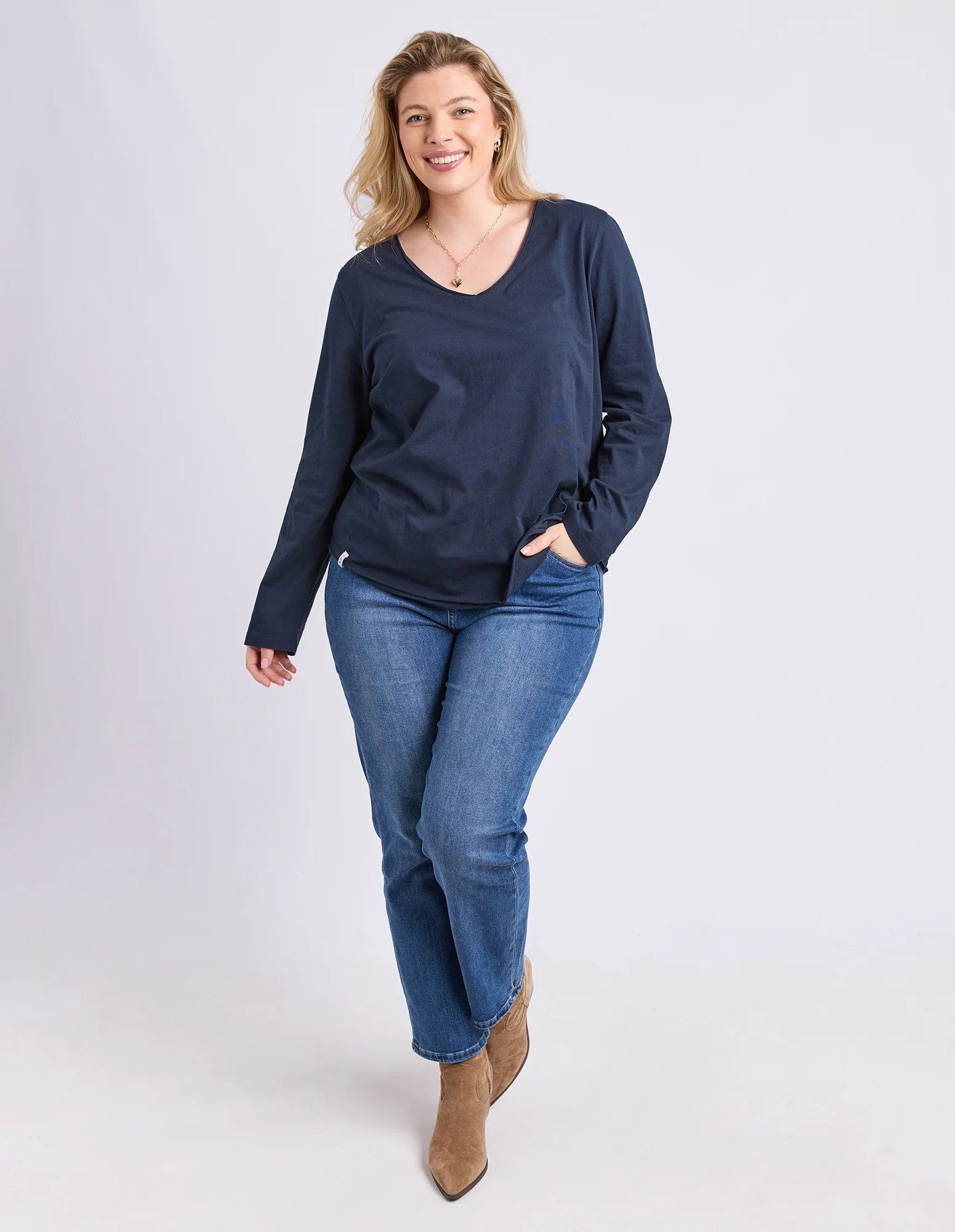Pima Long Sleeve Vee Tee Navy - Image 6