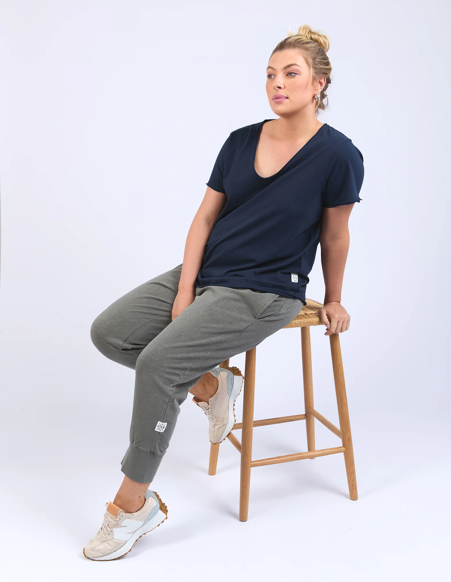 Pima Vee Tee Navy - Image 12
