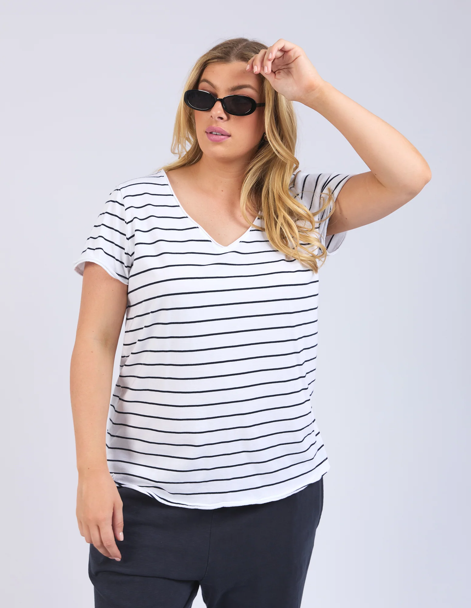 Pima Stripe Vee Tee White & Navy - Image 7