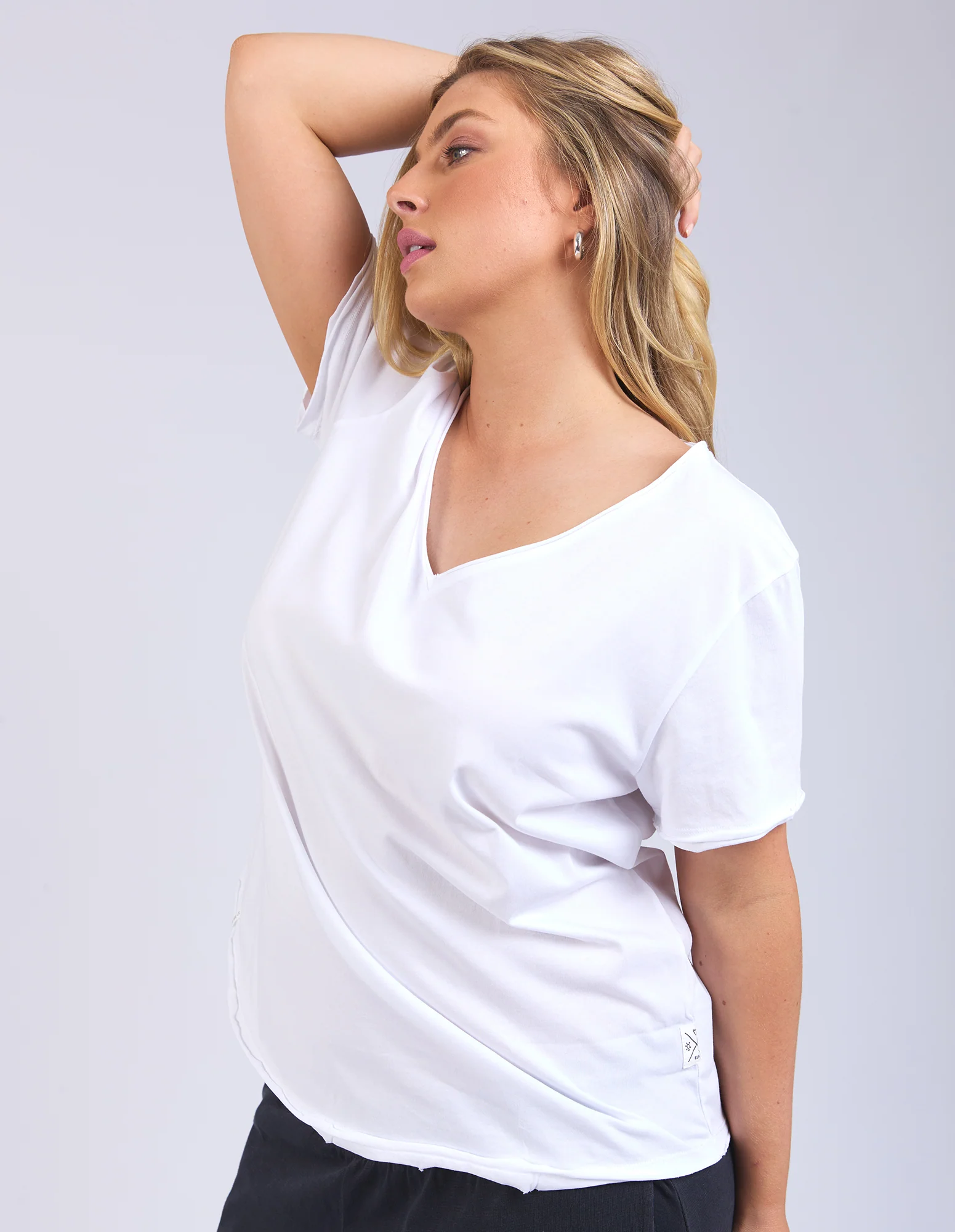Pima Vee Tee White - Image 10