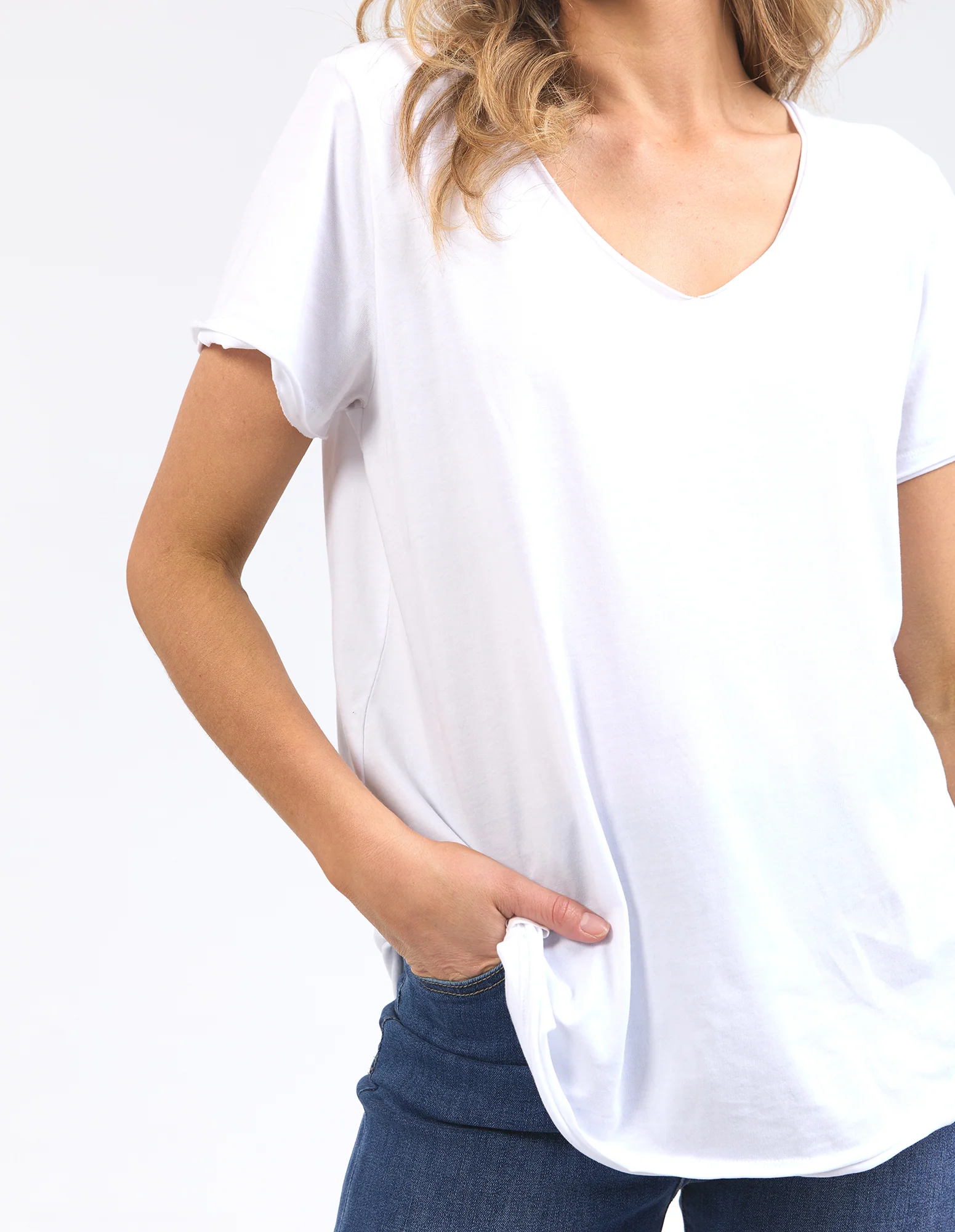 Pima Vee Tee White - Image 4