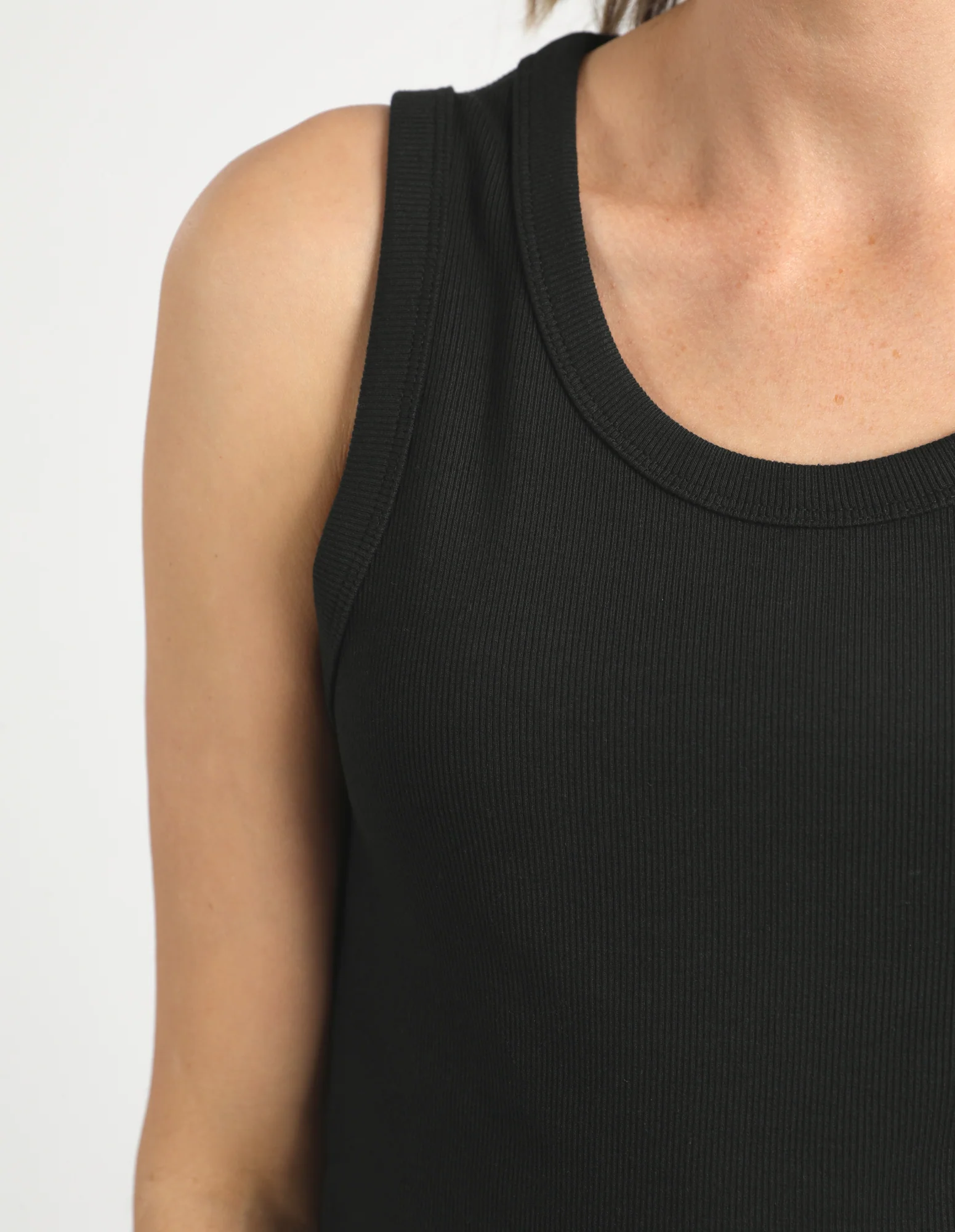 Rib Crew Tank Black - Image 5