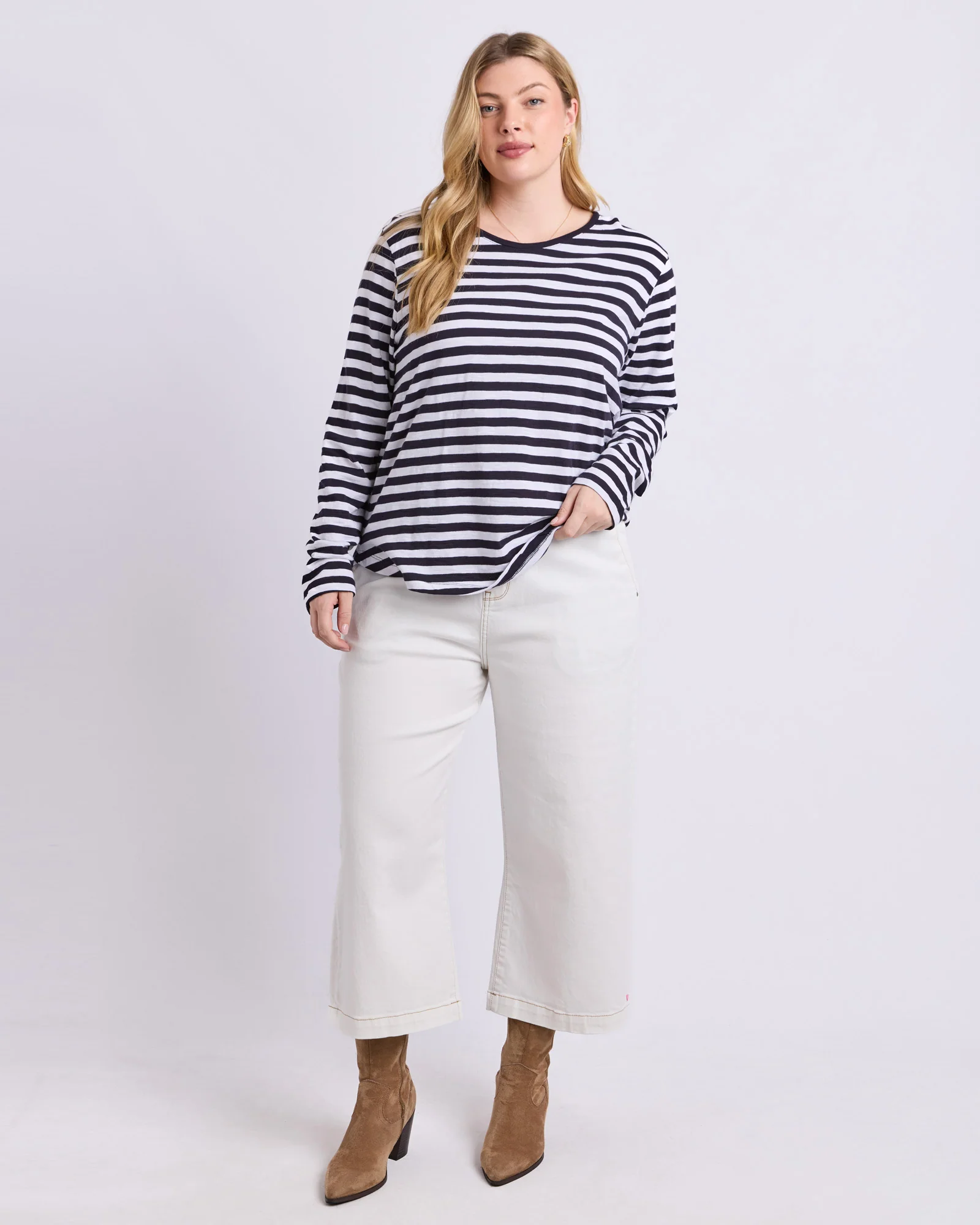 Riviera Long Sleeve Tee Navy & White Stripe - Image 3