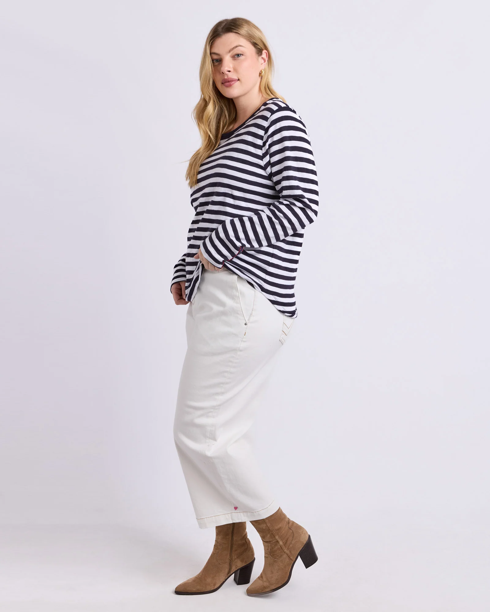 Riviera Long Sleeve Tee Navy & White Stripe - Image 7