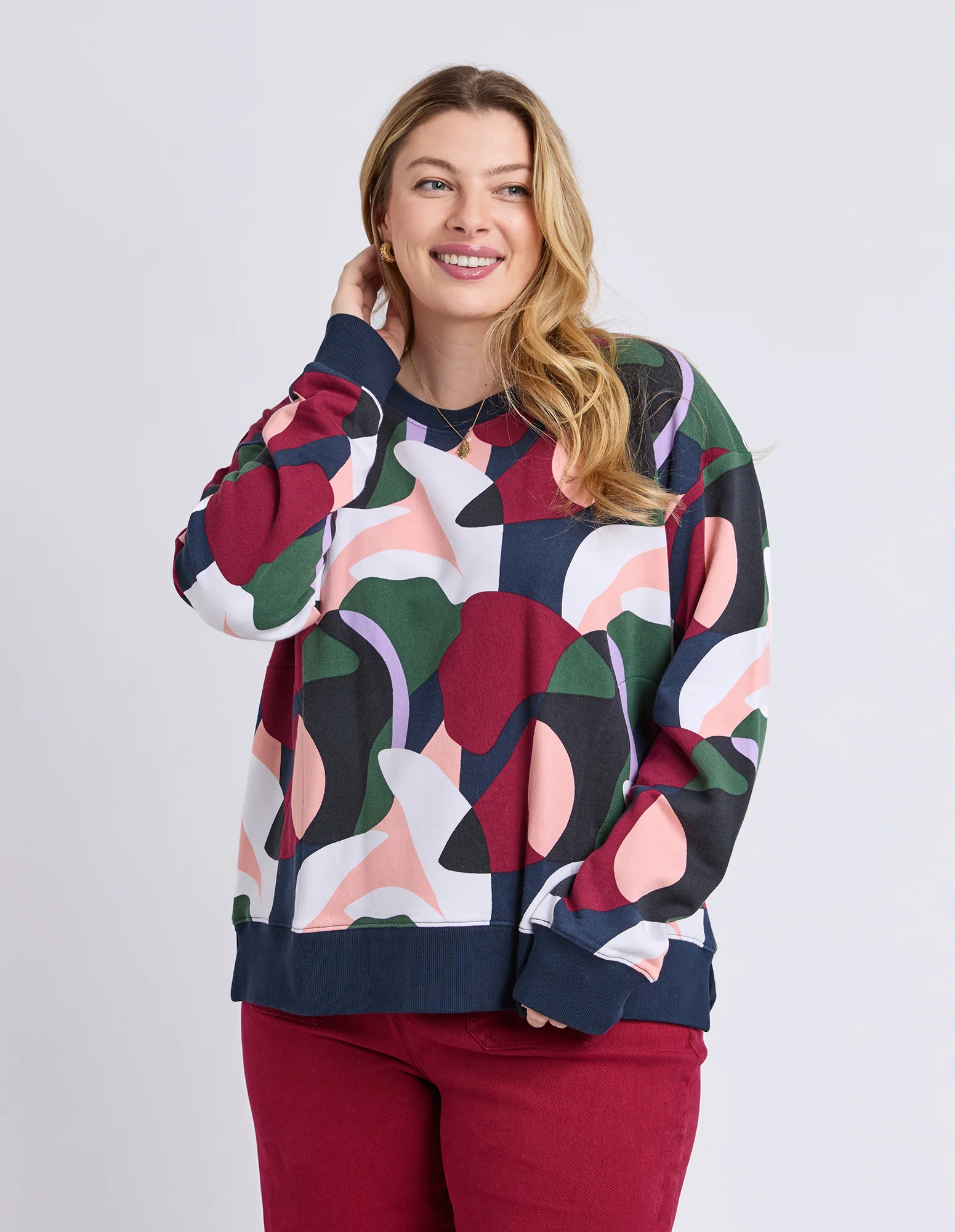 Ronja Crew Abstract Print - Image 2