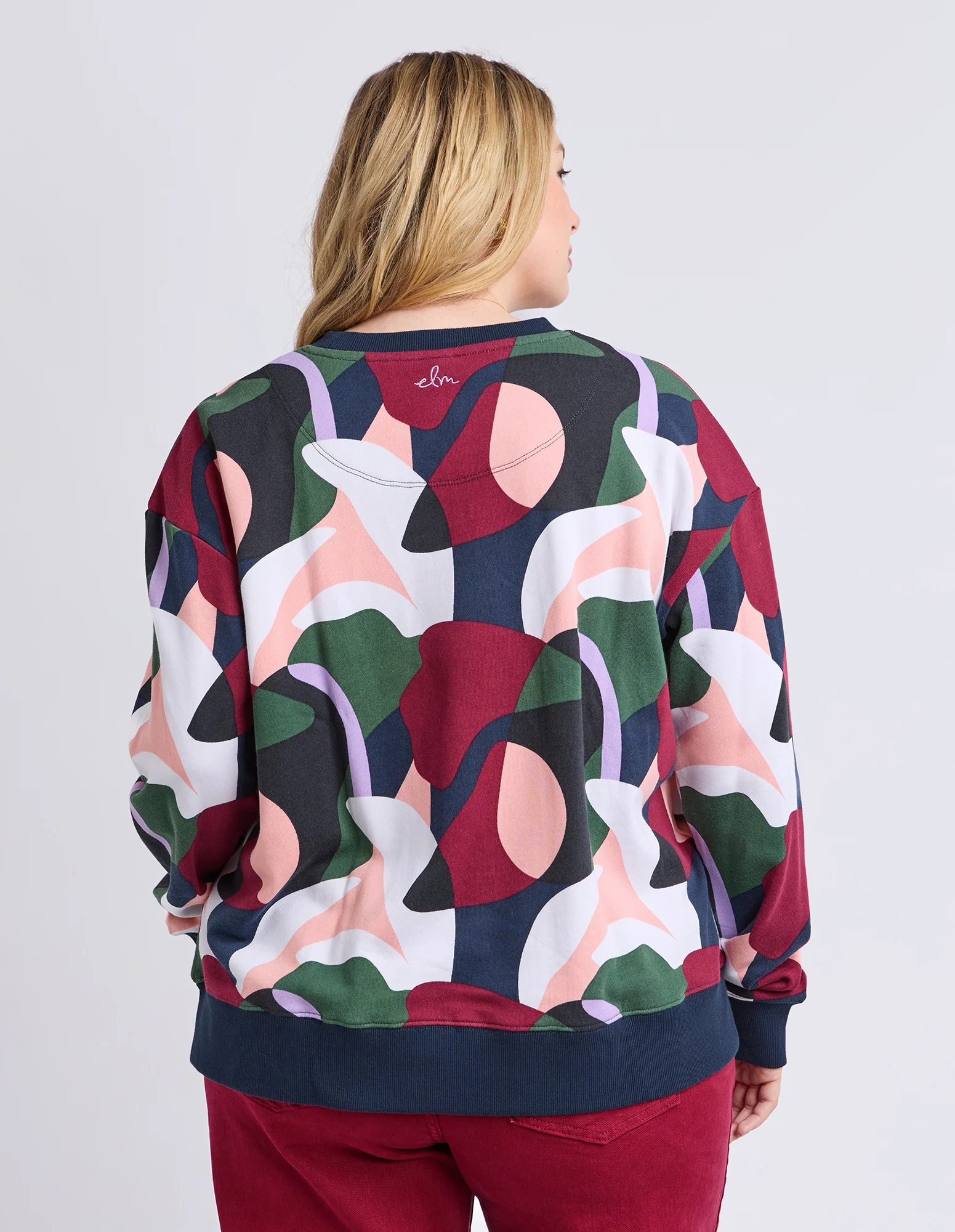 Ronja Crew Abstract Print - Image 4