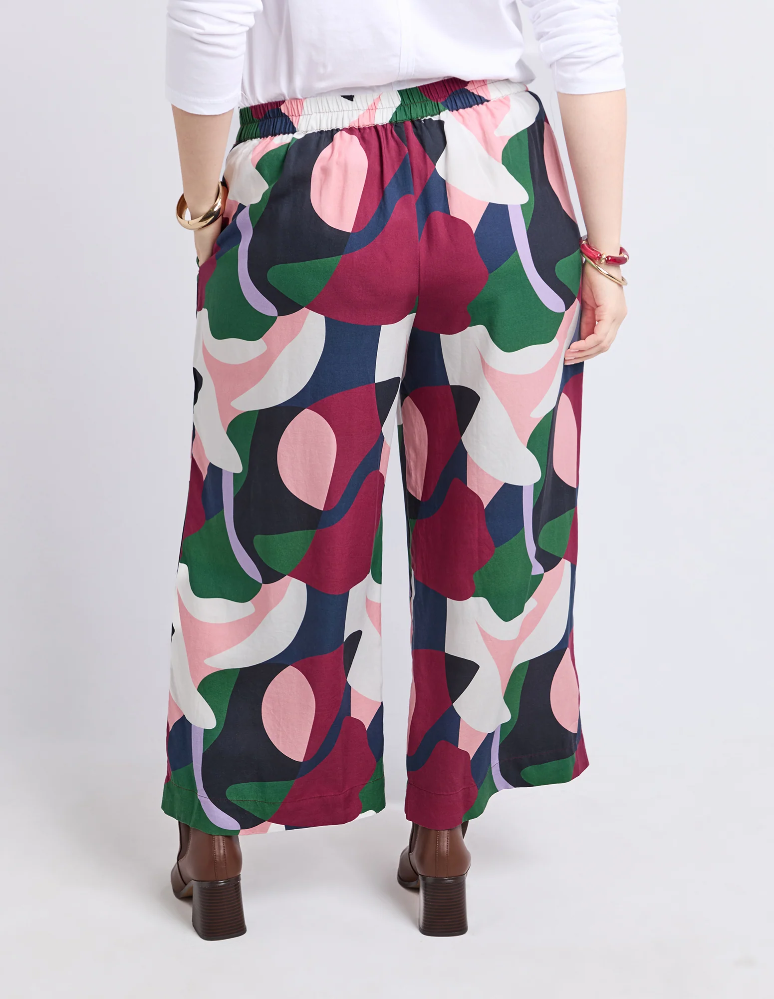 Ronja Pant Abstract Print - Image 3