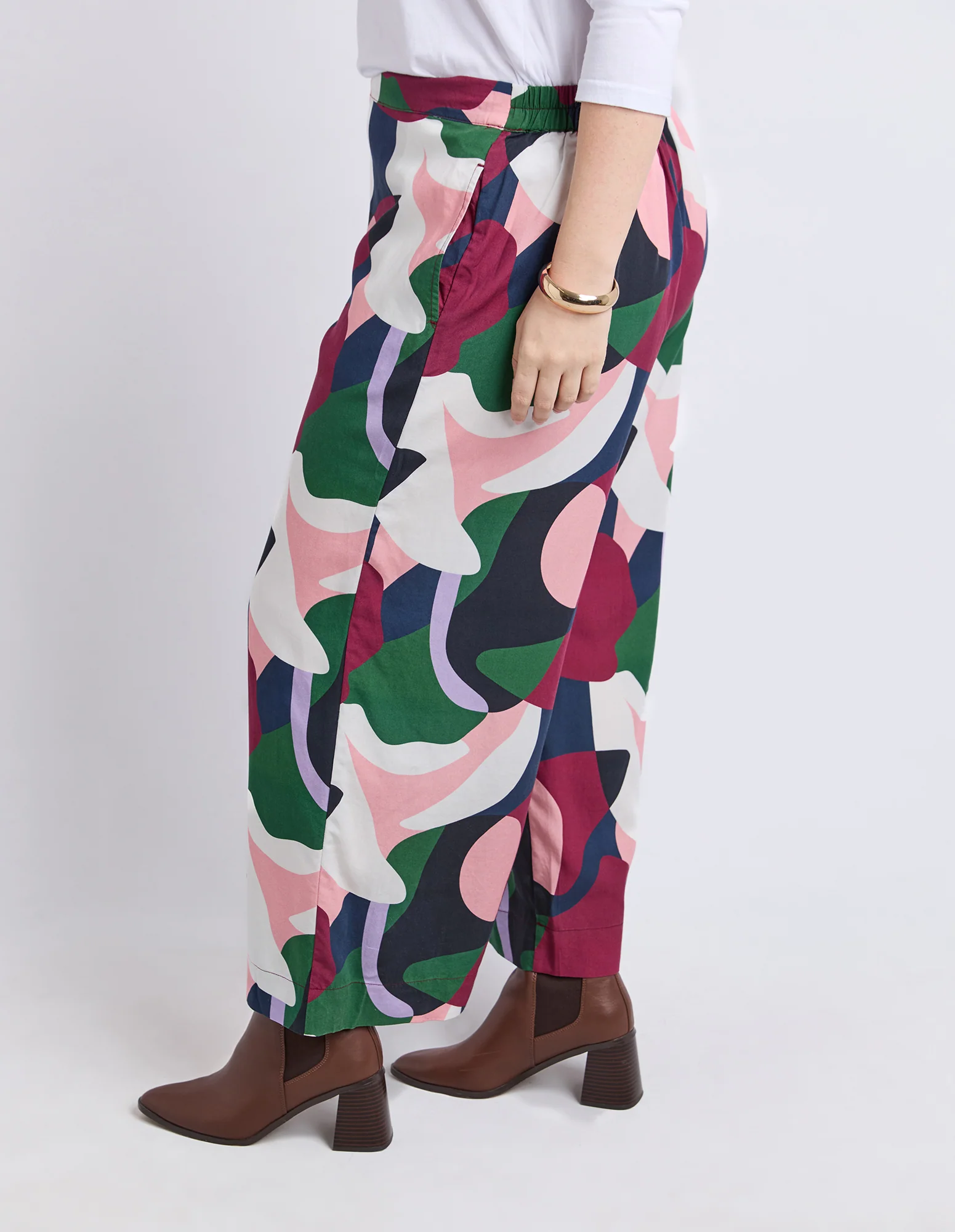 Ronja Pant Abstract Print - Image 4