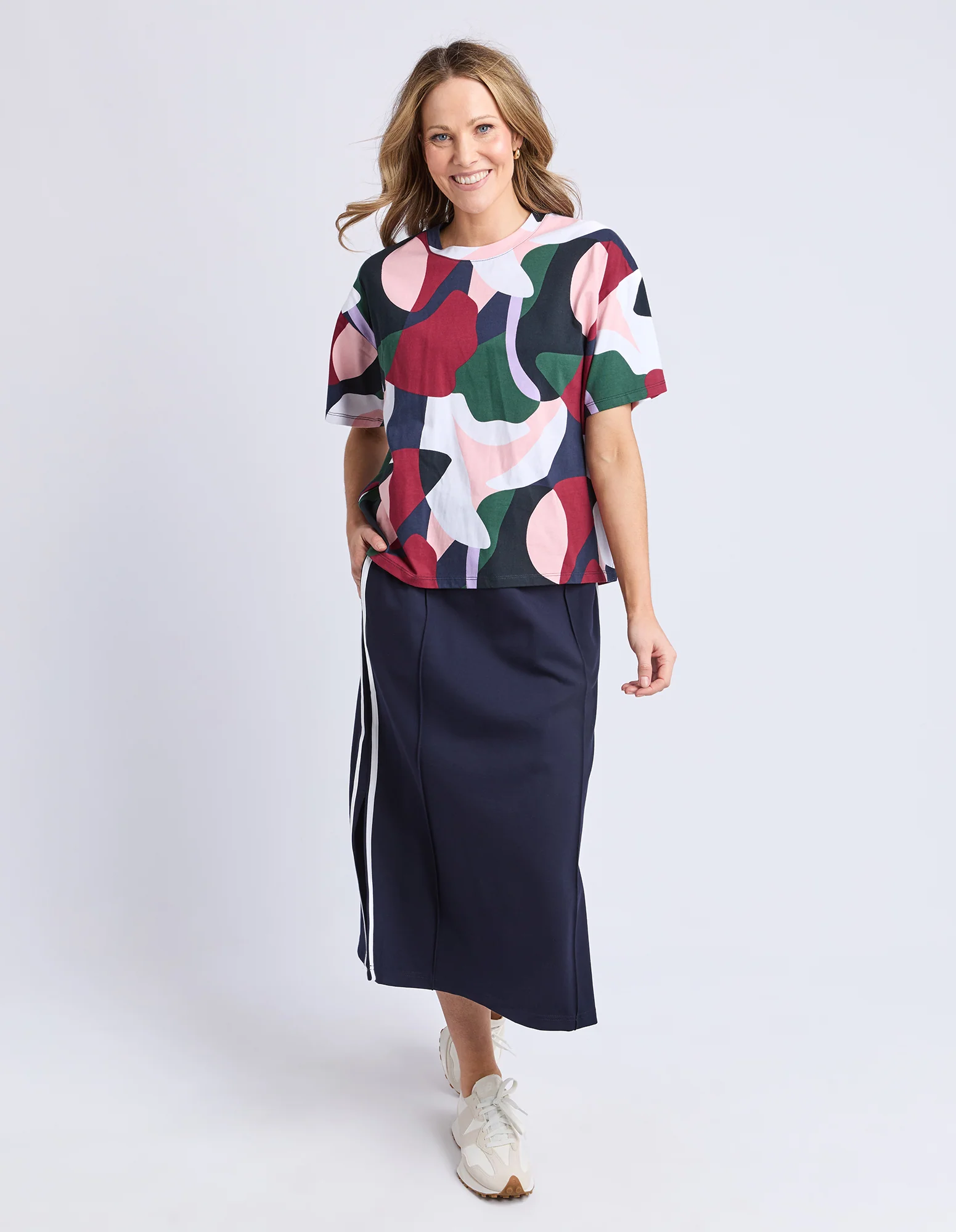 Ronja Tee Abstract Print - Image 12
