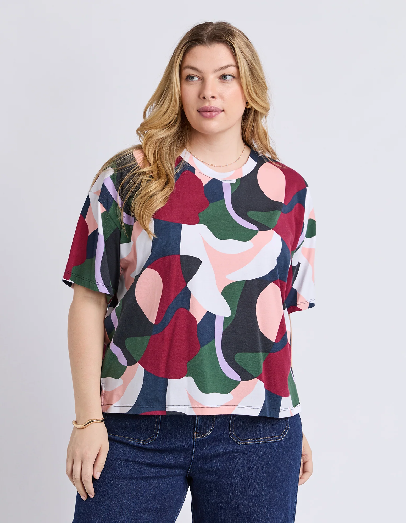 Ronja Tee Abstract Print - Image 2