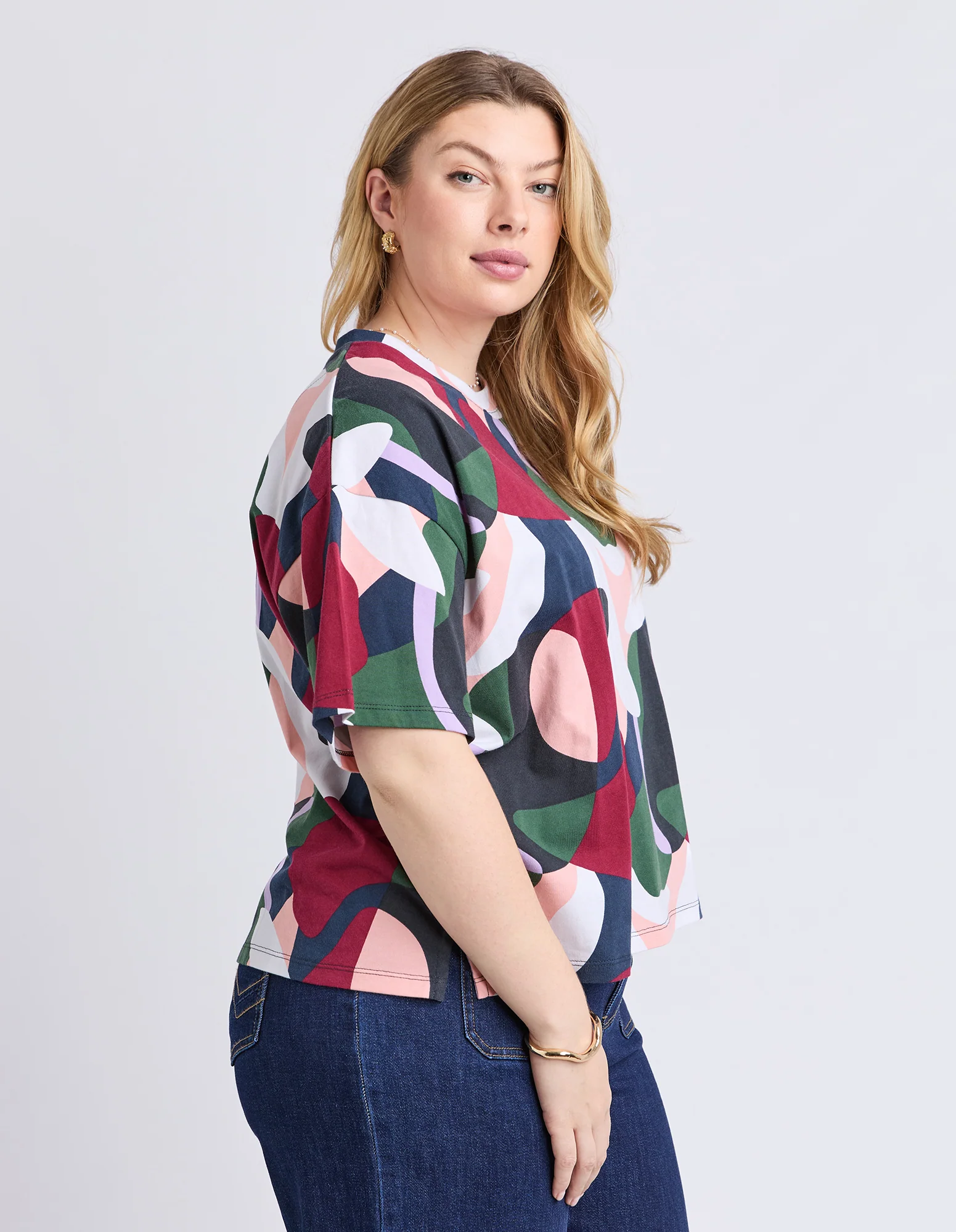 Ronja Tee Abstract Print - Image 5