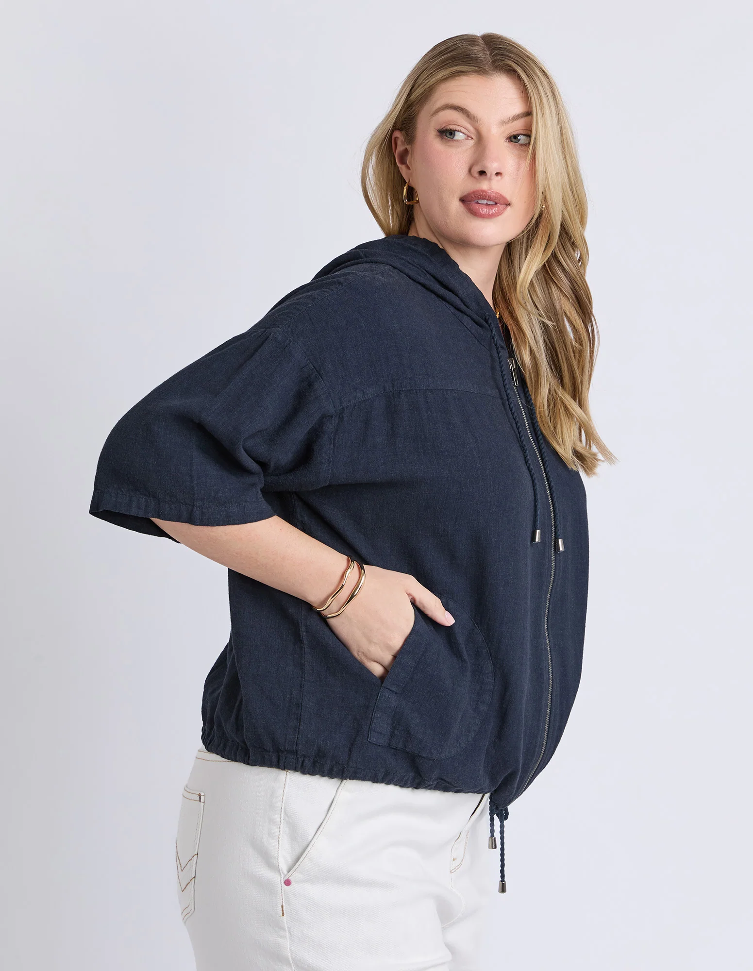 Saltair Lightweight Jacket Navy - Image 10