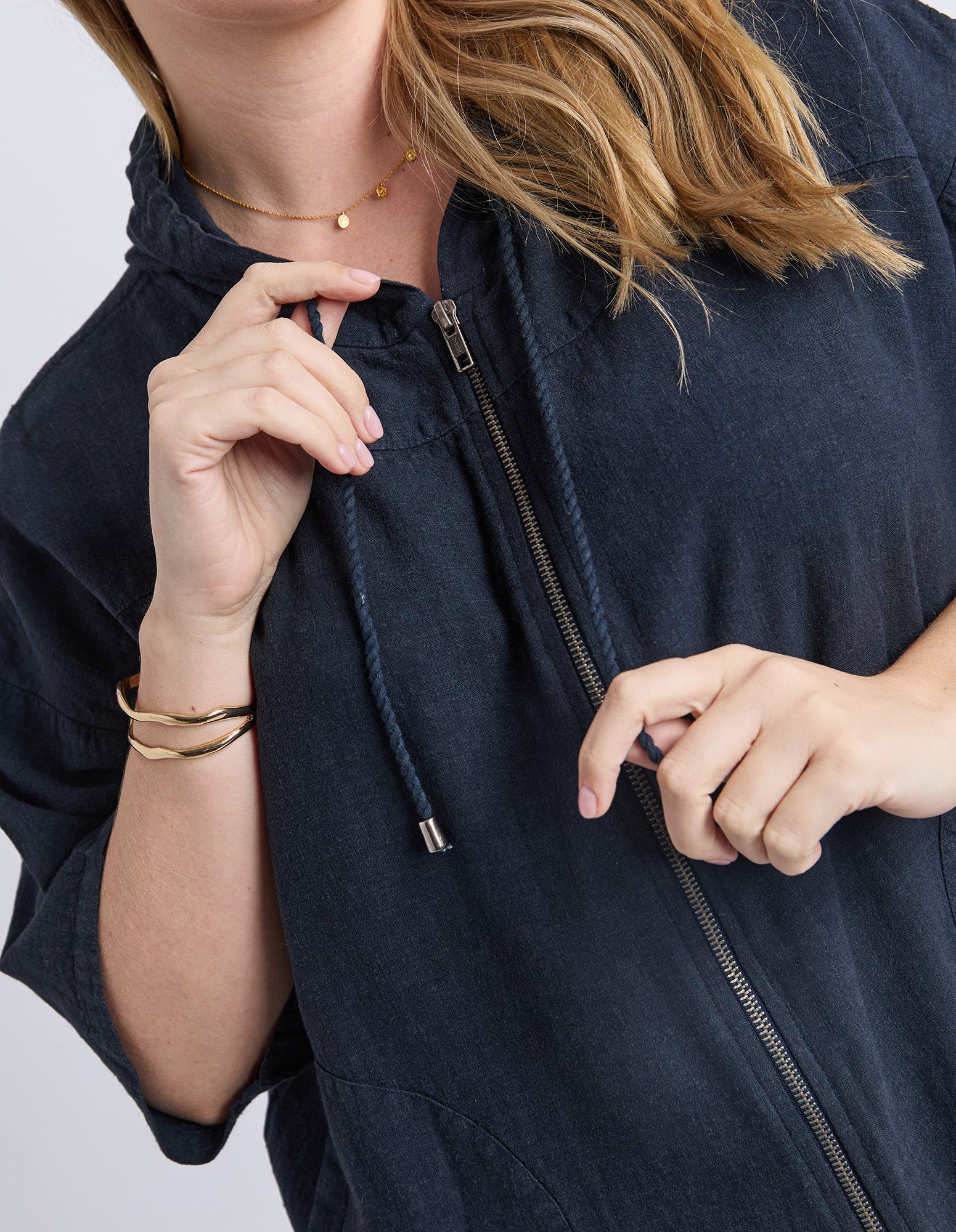 Saltair Lightweight Jacket Navy - Image 11