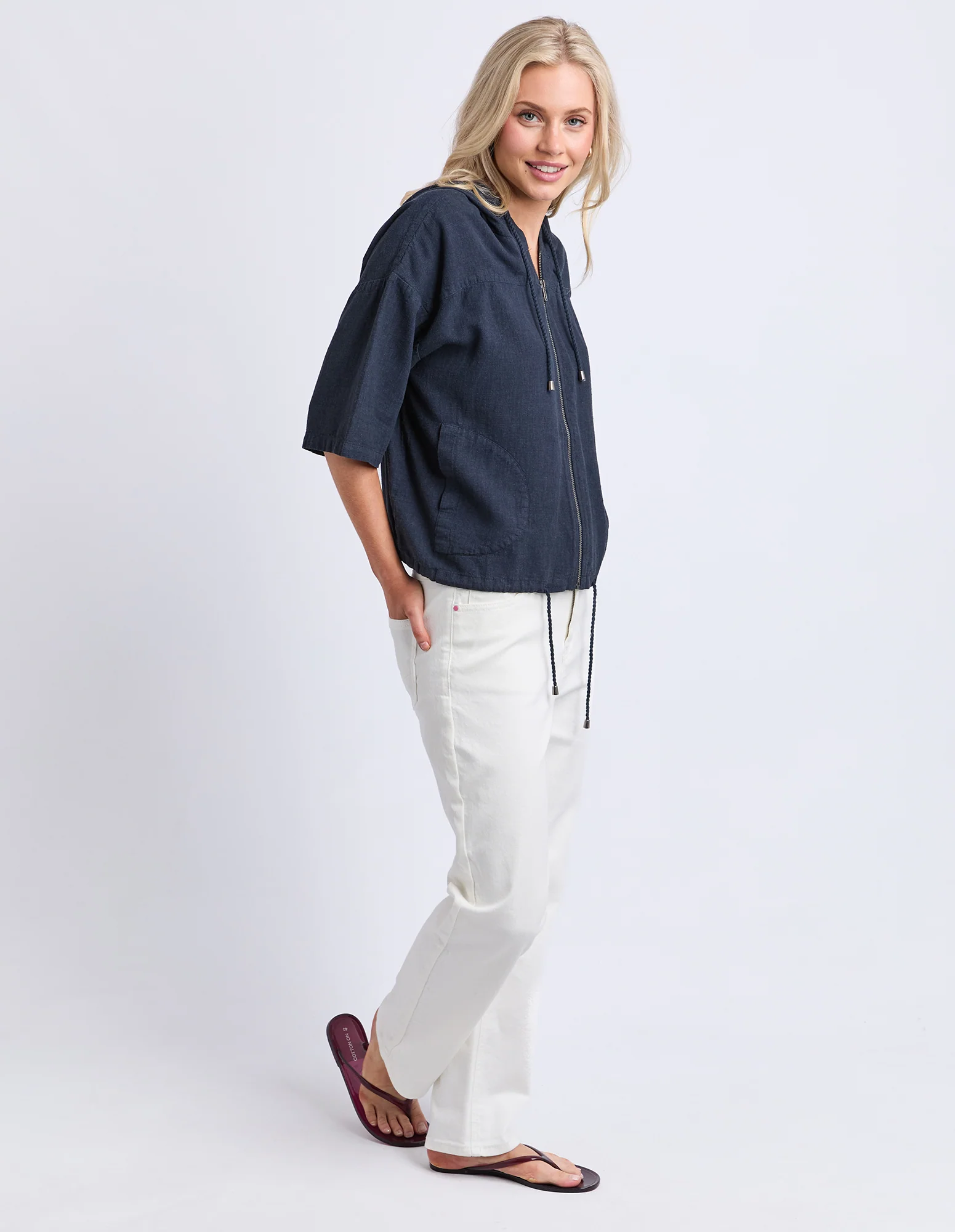 Saltair Lightweight Jacket Navy - Image 6