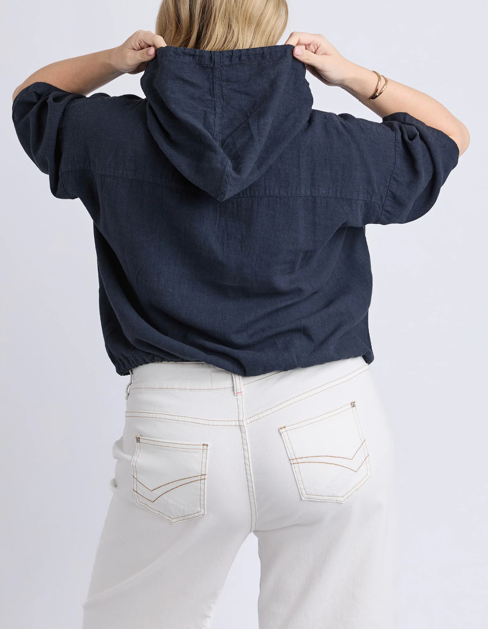 Saltair Lightweight Jacket Navy - Image 9