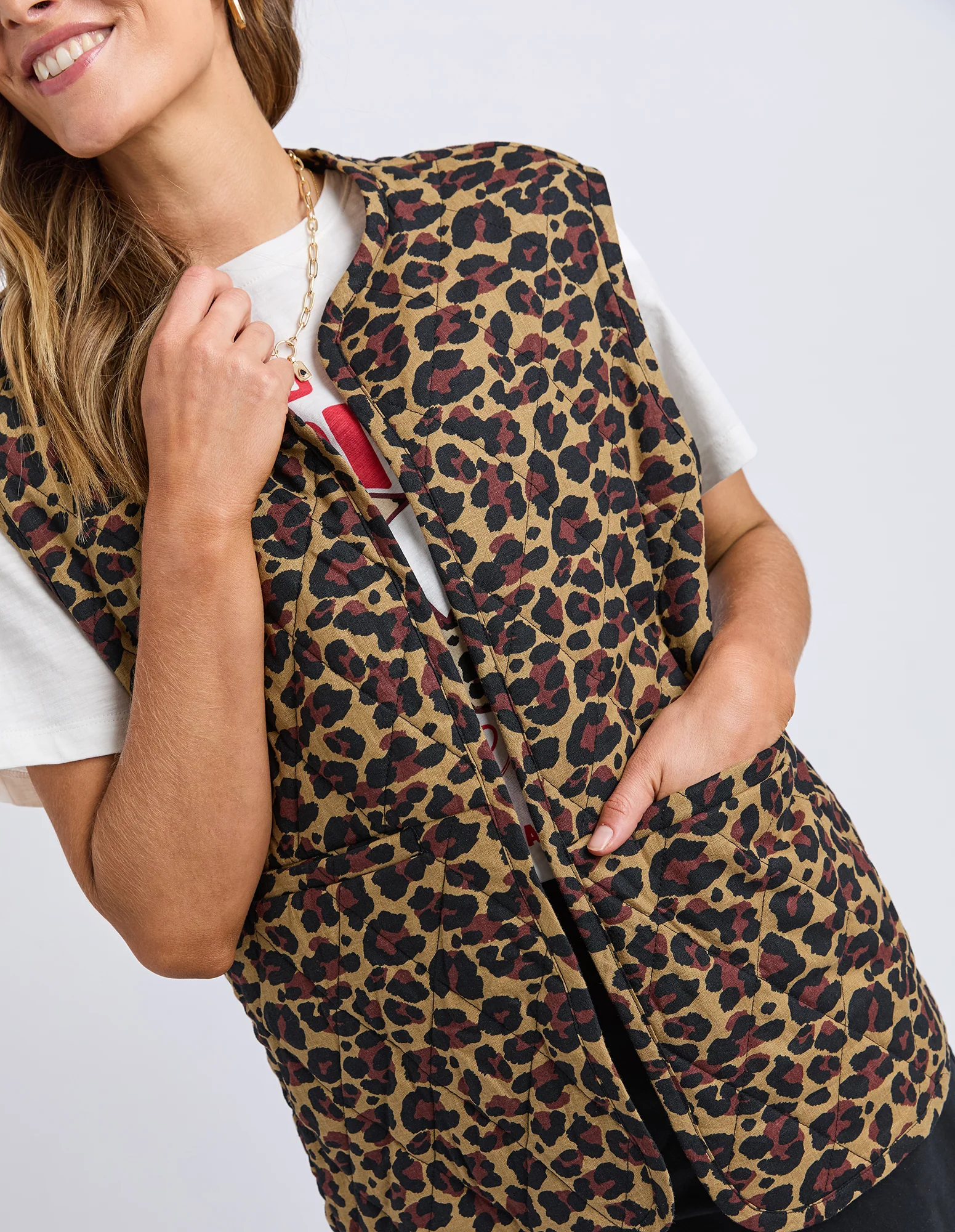 Saskia Vest Animal Print - Image 5
