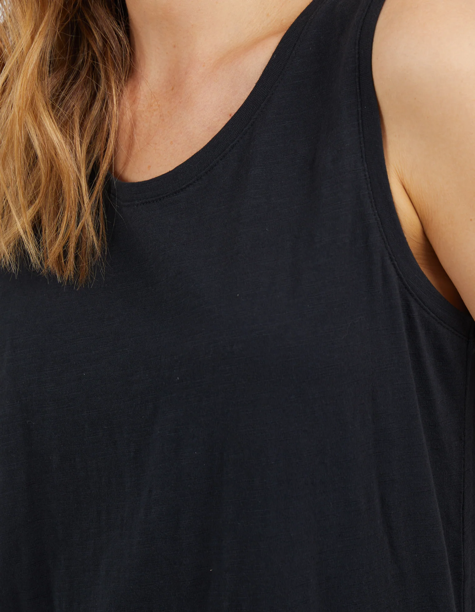 Scoop Tank Black - Image 7