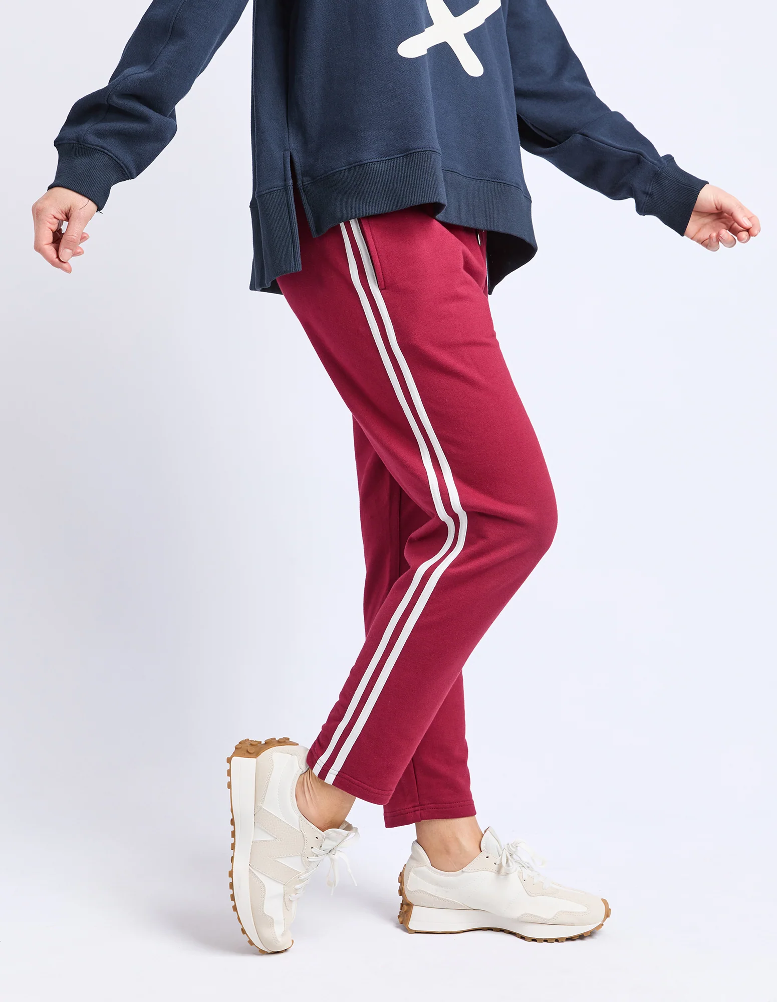Sigrid Lounge Pant Maroon - Image 10