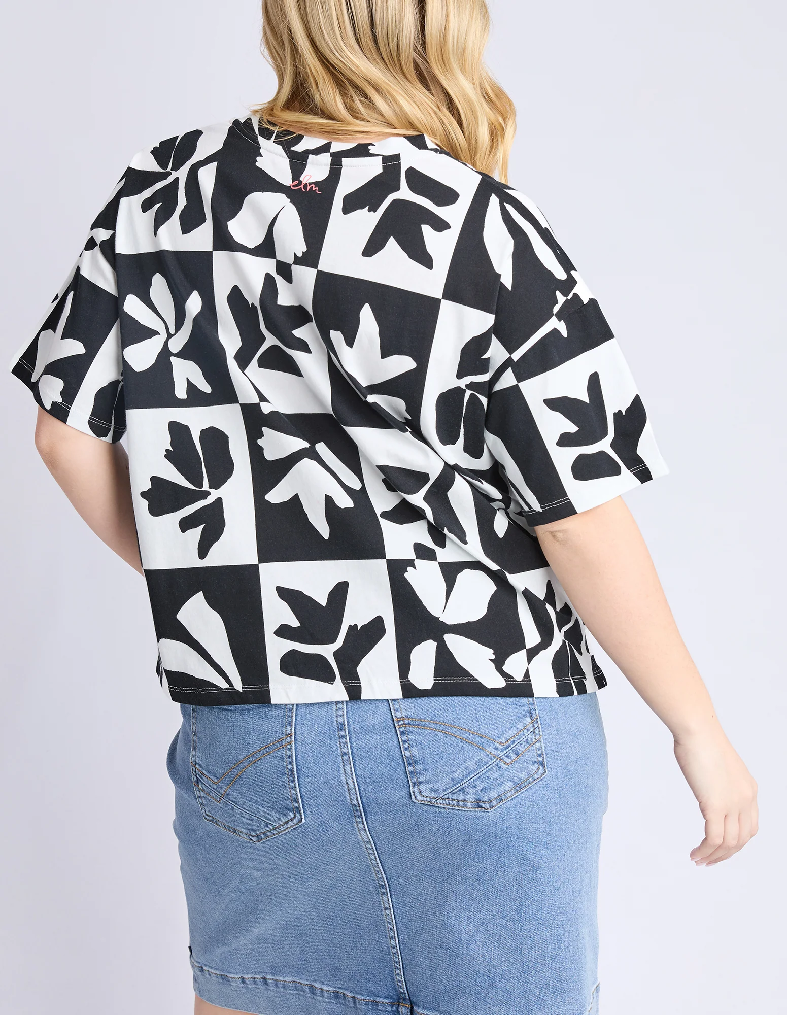 Splice Tee -  Yardage Prt - Image 4
