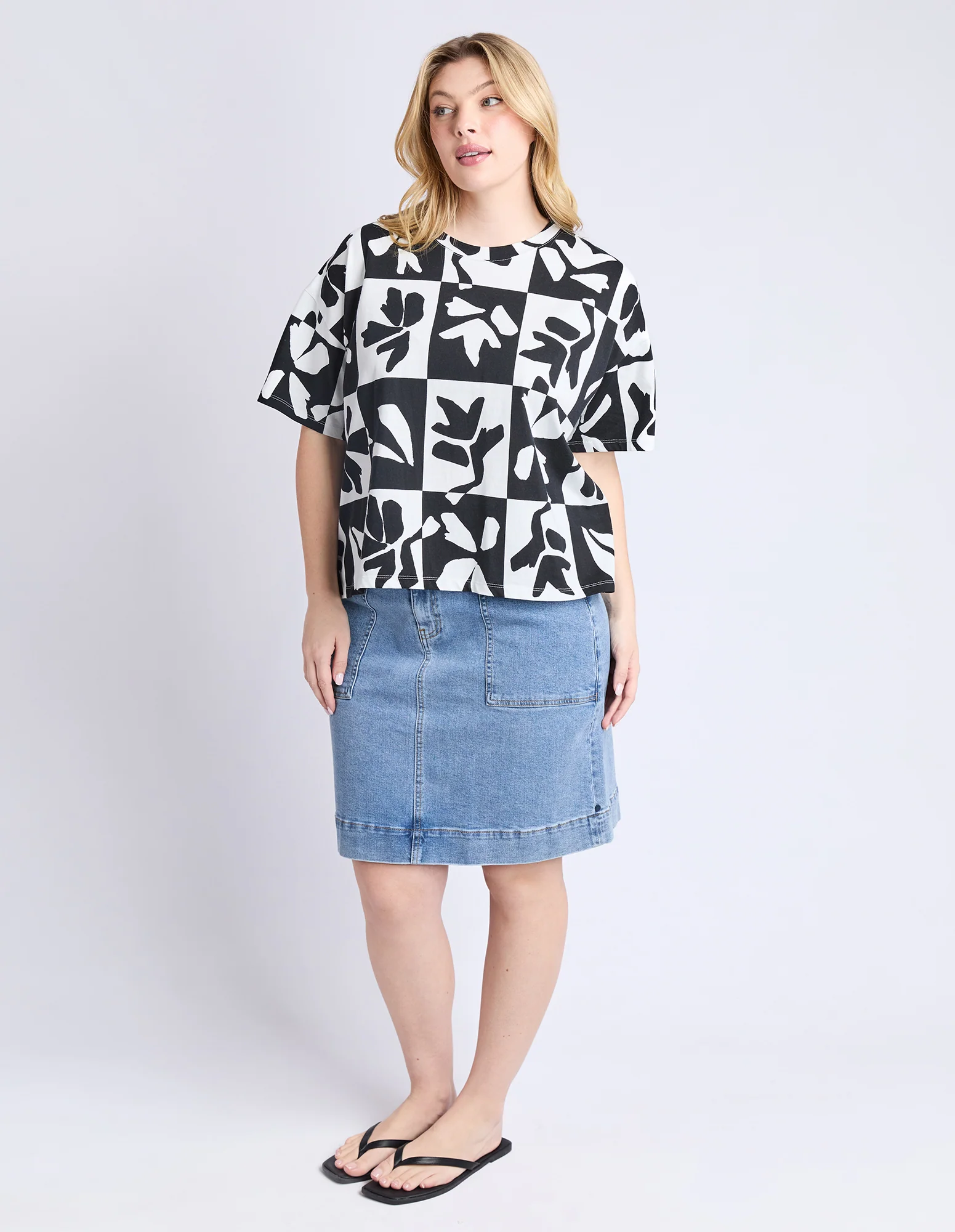 Splice Tee -  Yardage Prt - Image 7