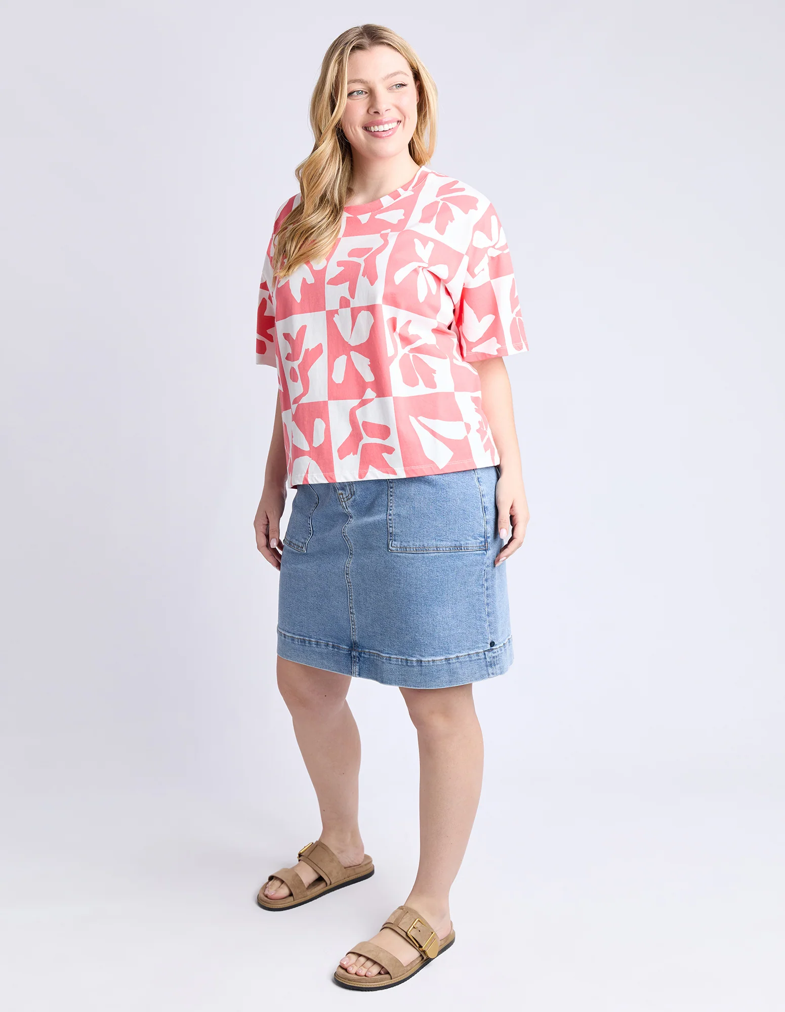 Splice Tee Pink and White - Image 7