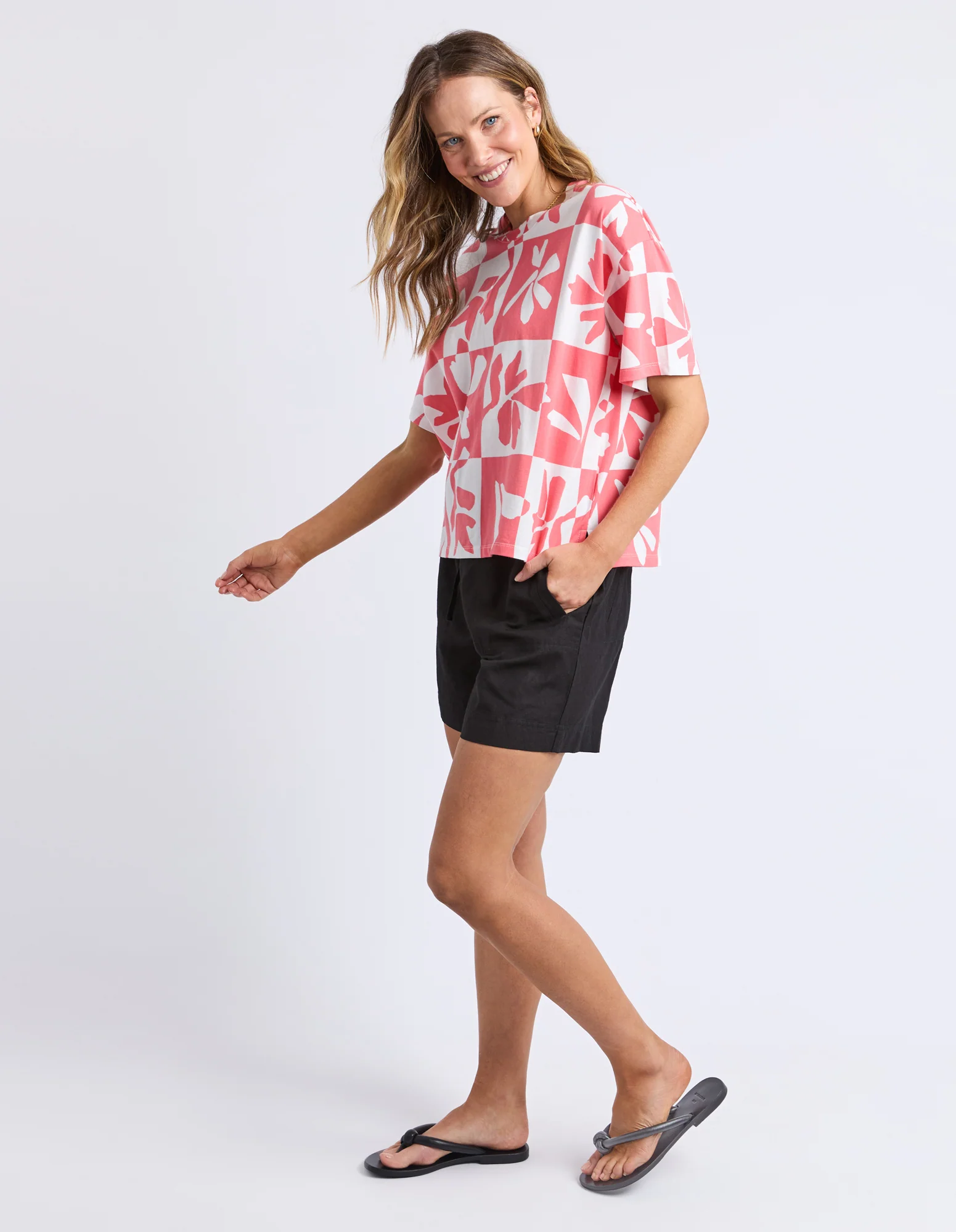 Splice Tee Pink and White - Image 8