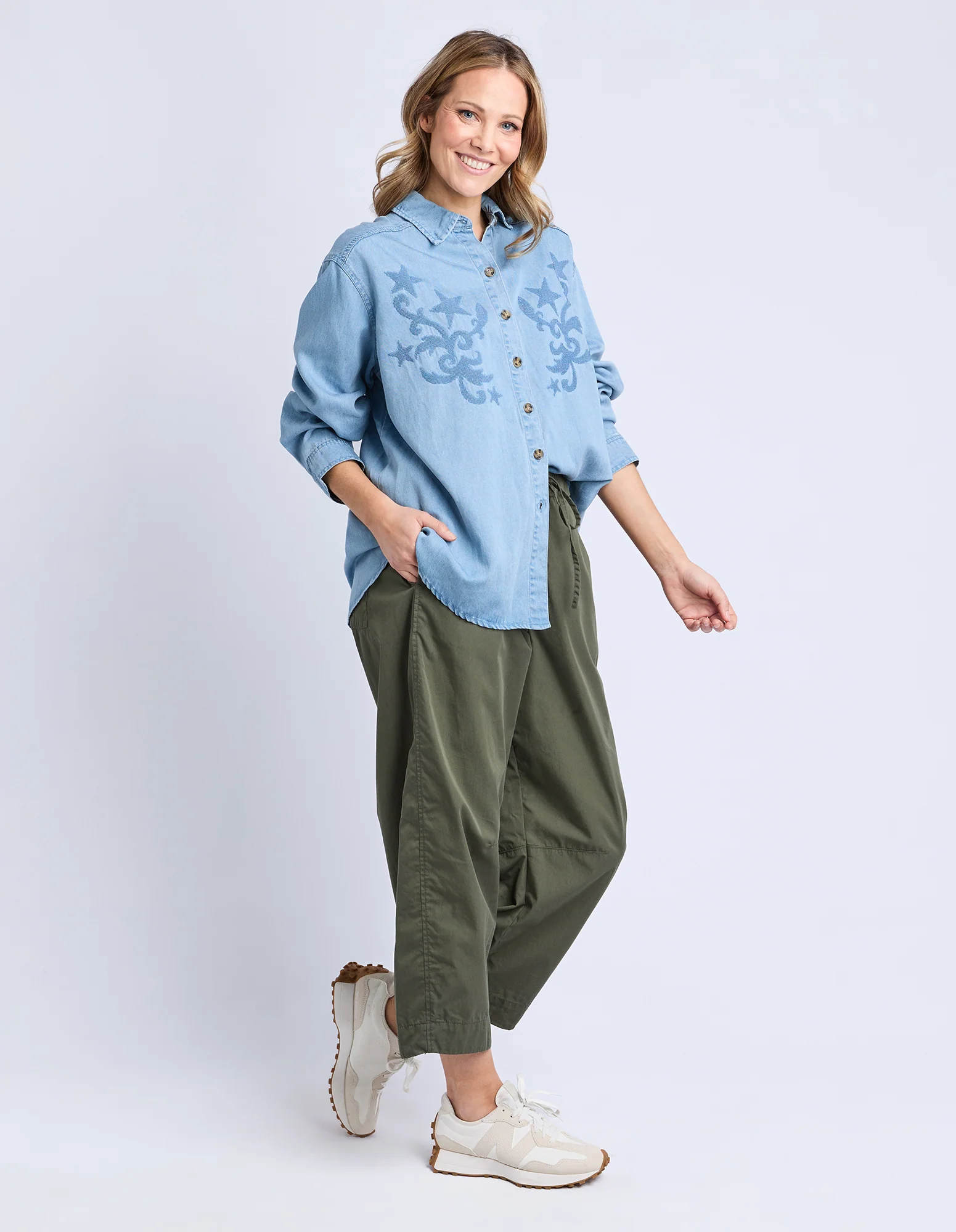 Star Denim Shirt Light Blue Wash - Image 11