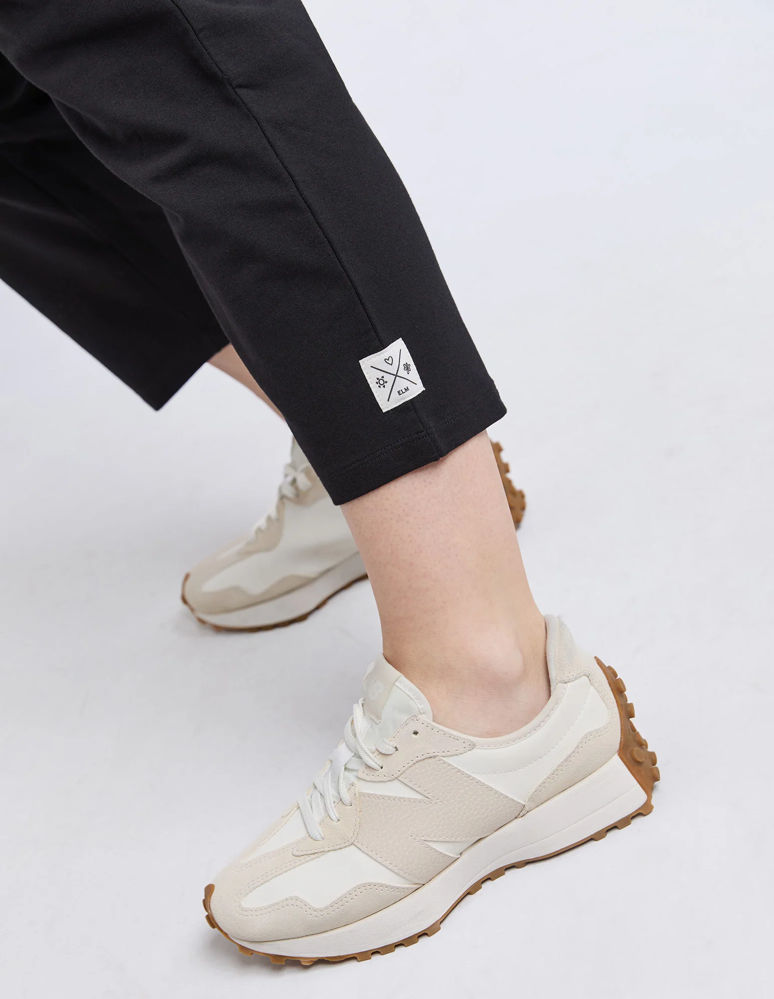Sutton Track Pant Black - Image 6