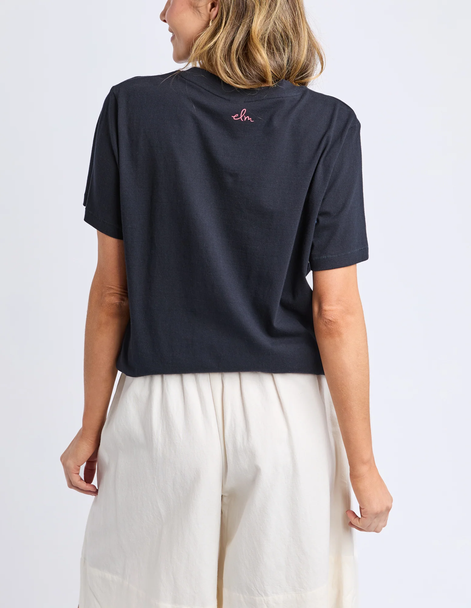 Terra Tee Black - Image 11