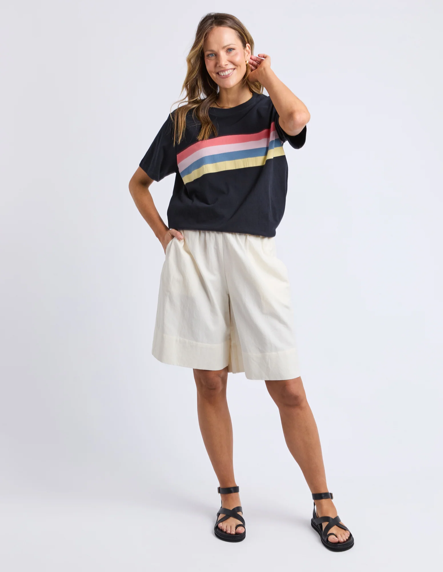 Terra Tee Black - Image 12