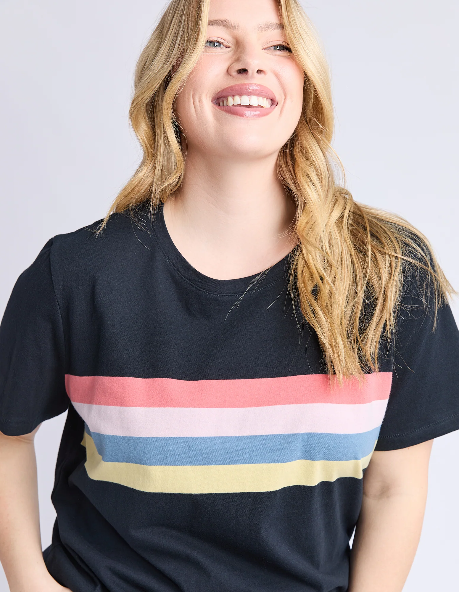 Terra Tee Black - Image 6