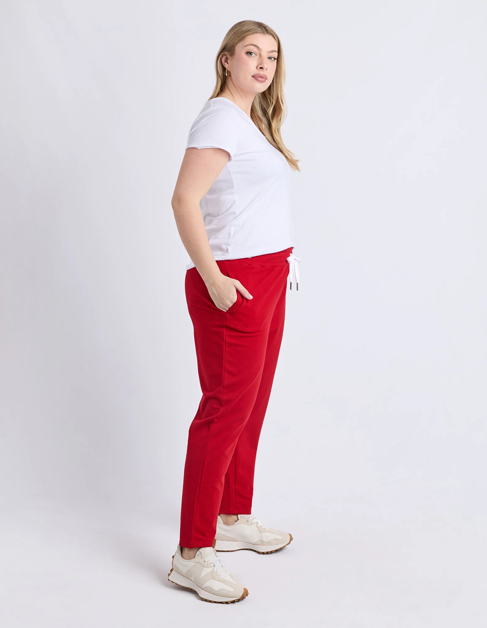 The Lobby Pant Cranberry - Image 8