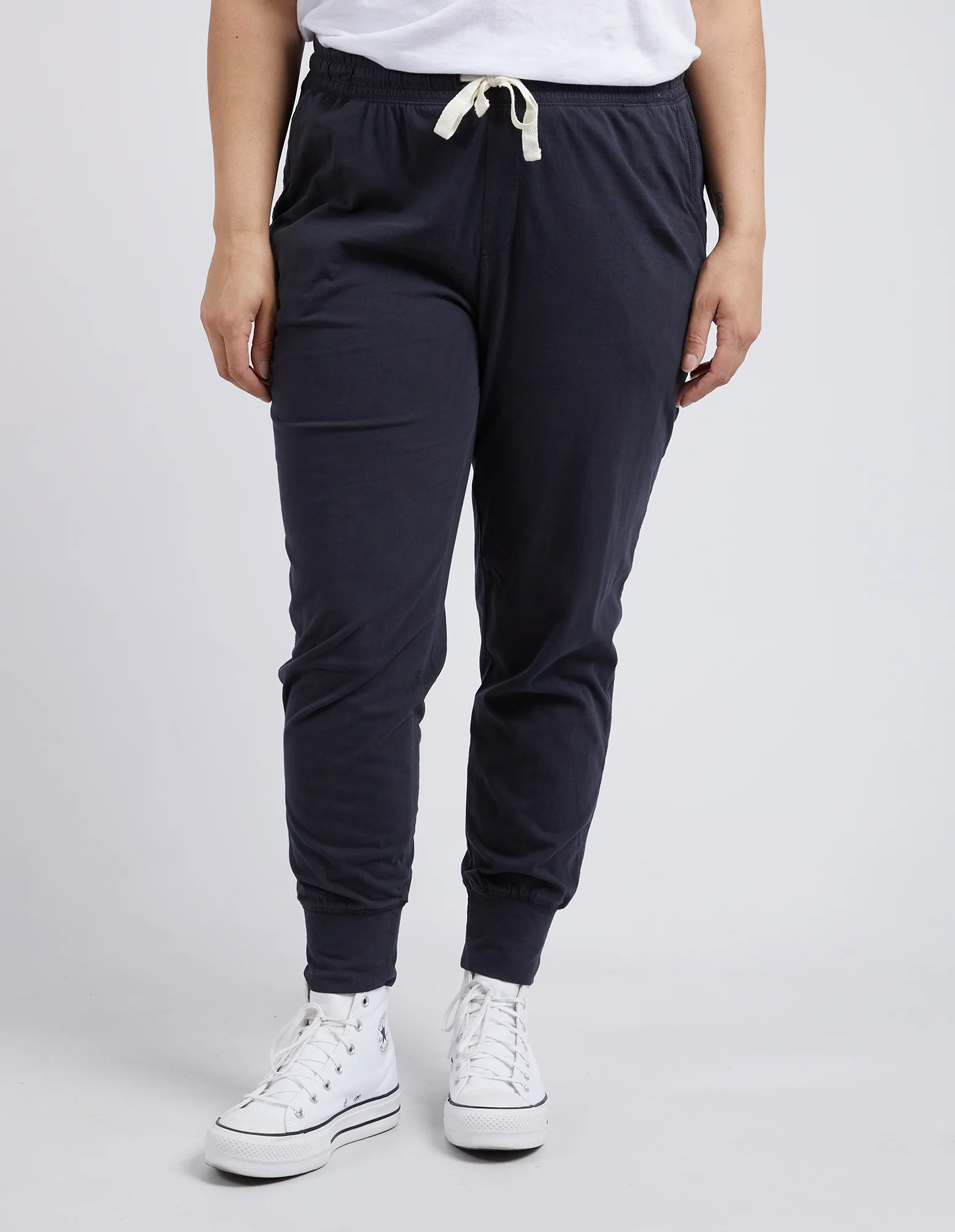 Wash Out Lounge Pant Navy - Image 6